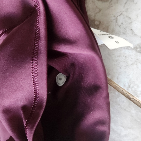 Lululemon leggings 💜 - Picture 5 of 7